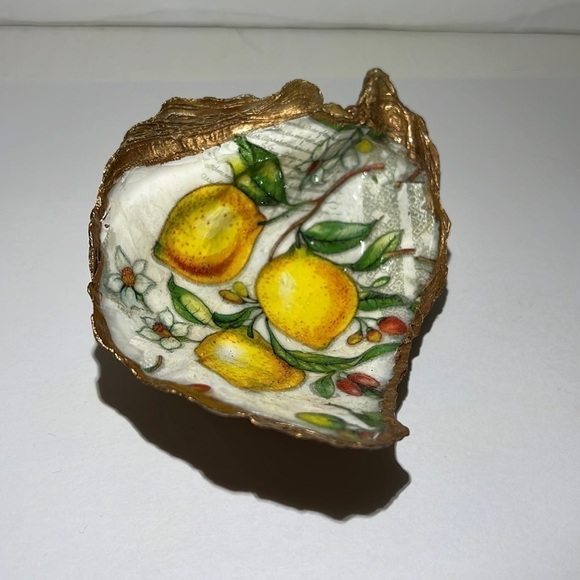Handmade Oyster Art Shell Trinket Vanity Ring Dish Lemons - Picture 5 of 6